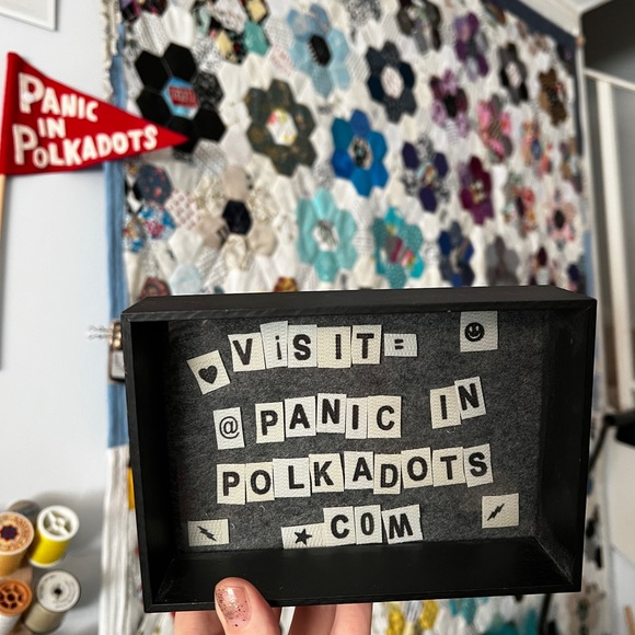 Ransom Note Tee Shirt - Red Dino Bats - Picture 8 of 8